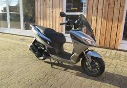 Neumotorrad Aprilia SXR 50