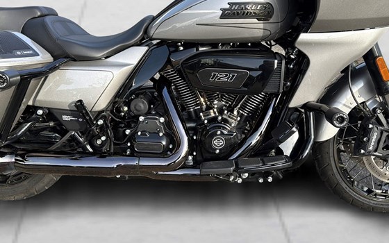 Motorrad Occasion Harley-Davidson CVO Road Glide FLTRXSE - Bild 5