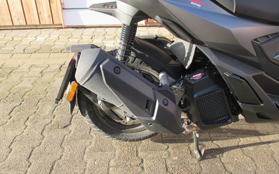 Gebrauchtmotorrad Aprilia SR GT ABS 125 - Bild 12