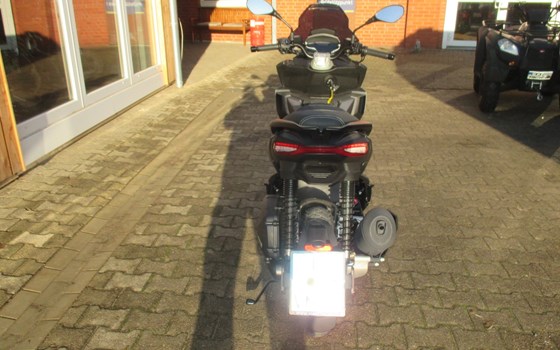 Gebrauchtmotorrad Aprilia SR GT ABS 125 - Bild 4