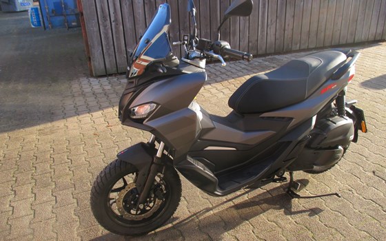 Gebrauchtmotorrad Aprilia SR GT ABS 125 - Bild 6