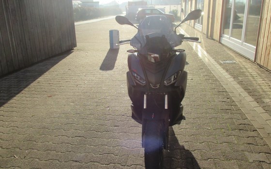 Gebrauchtmotorrad Aprilia SR GT ABS 125 - Bild 7