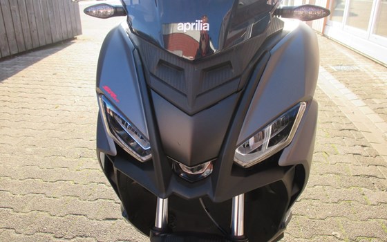 Gebrauchtmotorrad Aprilia SR GT ABS 125 - Bild 8