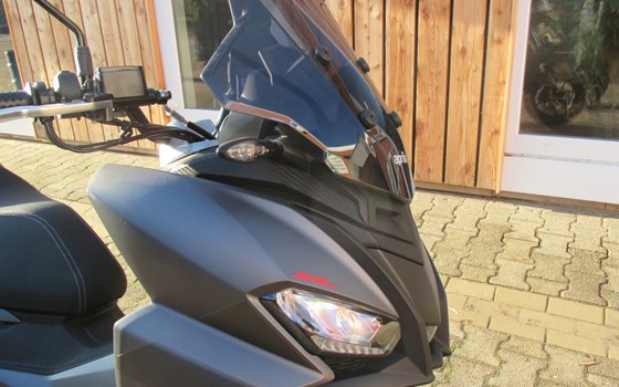 Neufahrzeug Aprilia SR GT 125 - Bild 14