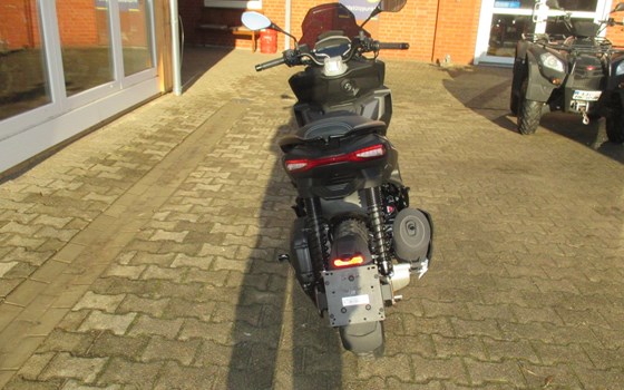 Neufahrzeug Aprilia SR GT 125 - Bild 4