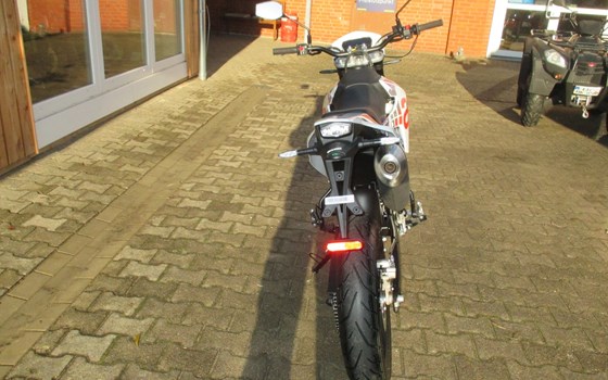 Gebrauchtmotorrad Aprilia SX 125 - Bild 4