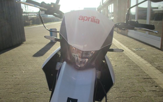 Gebrauchtmotorrad Aprilia SX 125 - Bild 8