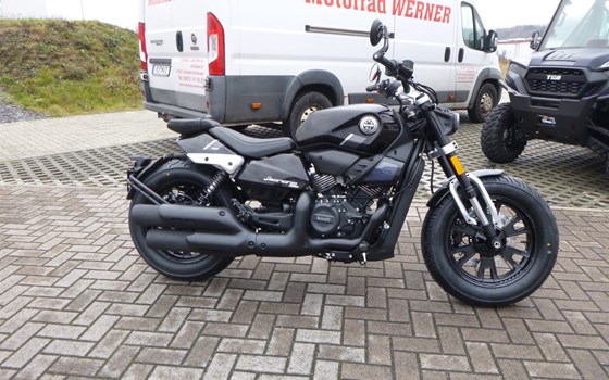 Neufahrzeug Benelli Leoncino Bobber 400 - Bild 1