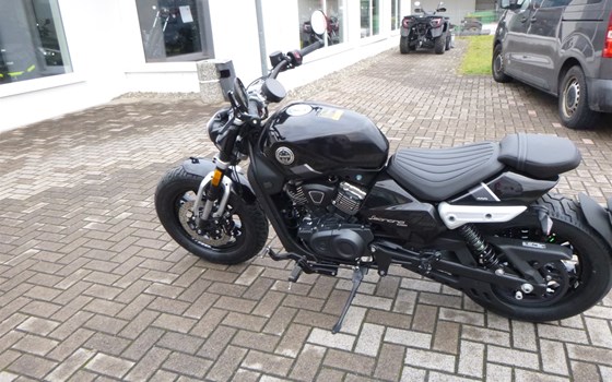 Neufahrzeug Benelli Leoncino Bobber 400 - Bild 12