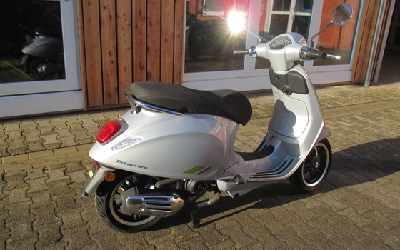Neufahrzeug Vespa Primavera Tech 50 - Bild 3