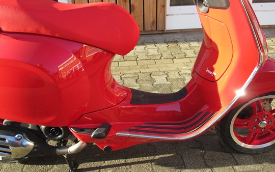 Neufahrzeug Vespa Primavera RED 50 - Bild 12