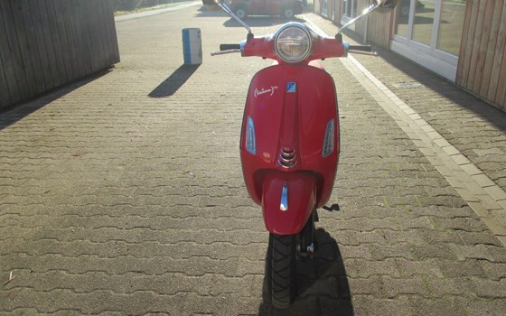 Neufahrzeug Vespa Primavera RED 50 - Bild 7