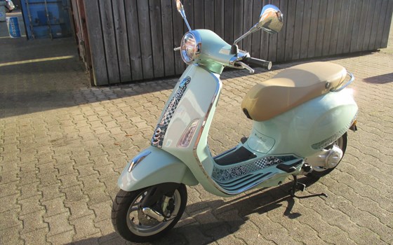 Neufahrzeug Vespa Primavera 50 Batik - Bild 6