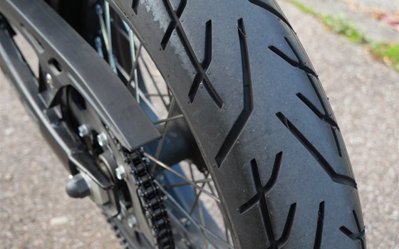 Gebrauchtmotorrad Aprilia SX 125 - Bild 9