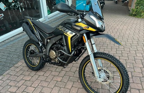 Neumotorrad Voge 300 Rally