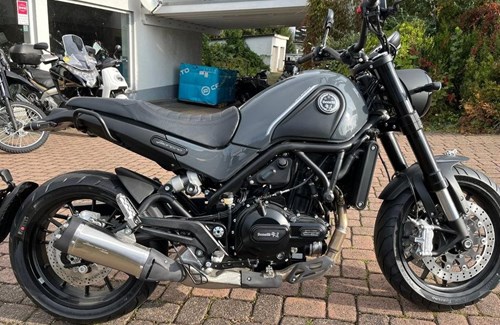 Neumotorrad Benelli Leoncino 500