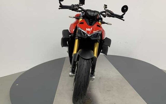 Gebrauchtmotorrad Ducati Streetfighter V4 S - Bild 5