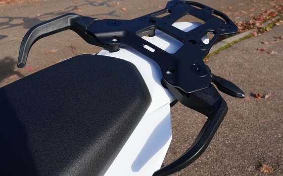 Gebrauchtmotorrad KTM 890 SMT - Bild 12