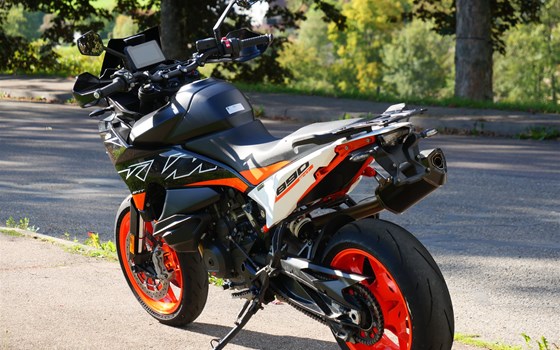 Gebrauchtmotorrad KTM 890 SMT - Bild 7