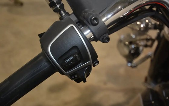 Gebrauchtmotorrad Moto Guzzi California 1400 Touring SE - Bild 14