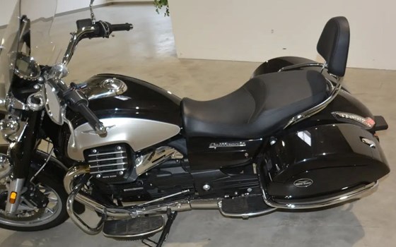 Gebrauchtmotorrad Moto Guzzi California 1400 Touring SE - Bild 8