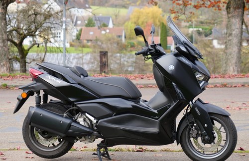 Gebrauchtmotorrad Yamaha XMAX 300 Tech MAX