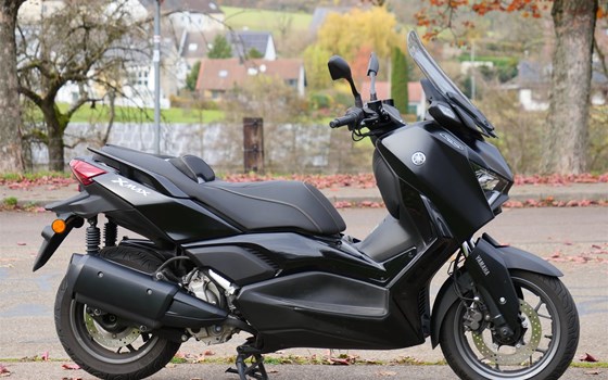 Gebrauchtmotorrad Yamaha XMAX 300 Tech MAX - Bild 1