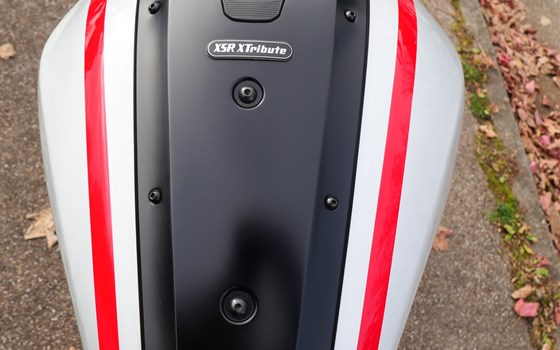 Gebrauchtmotorrad Yamaha XSR700 XTribute - Bild 10