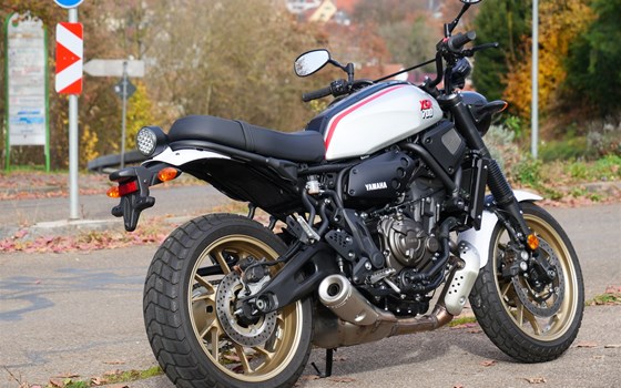Gebrauchtmotorrad Yamaha XSR700 XTribute - Bild 2