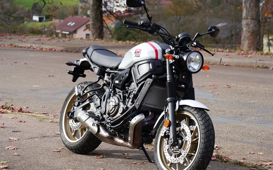 Gebrauchtmotorrad Yamaha XSR700 XTribute - Bild 3