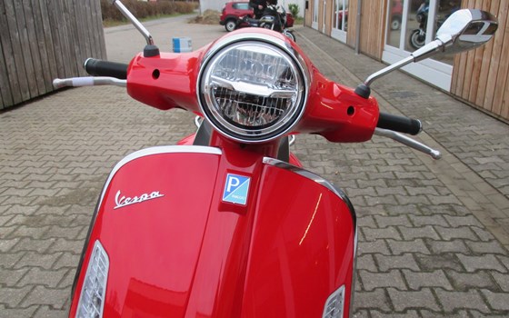 Neufahrzeug Vespa GTS 310 Super - Bild 8