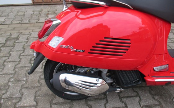Neufahrzeug Vespa GTS 125 Super - Bild 11