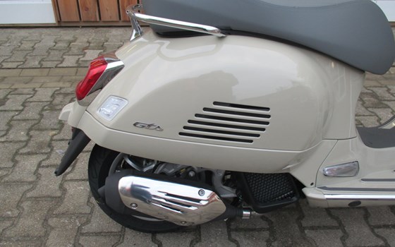 Neufahrzeug Vespa GTS 125 - Bild 11