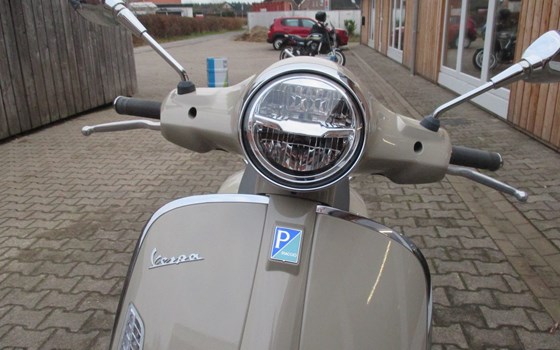 Neufahrzeug Vespa GTS 125 - Bild 8