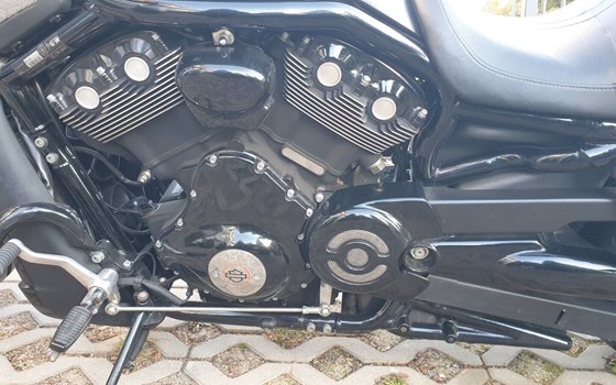 Gebrauchtmotorrad Harley-Davidson V-Rod VRSCX - Bild 2