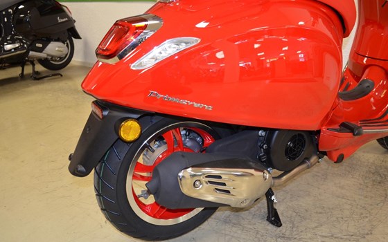 Neufahrzeug Vespa Primavera 125 (RED) - Bild 13