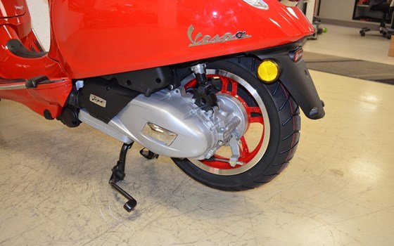 Neufahrzeug Vespa Primavera 125 (RED) - Bild 16