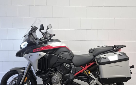 Gebrauchtmotorrad Ducati Multistrada V4 Rally - Bild 11