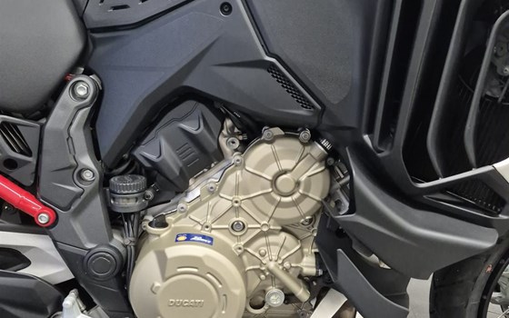 Gebrauchtmotorrad Ducati Multistrada V4 Rally - Bild 7