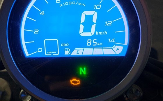 Gebrauchtmotorrad United Motors UM Renegade Commando Vegas 125 - Bild 2