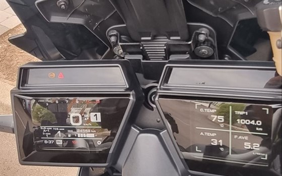 Gebrauchtmotorrad Yamaha Tracer 9 GT - Bild 4