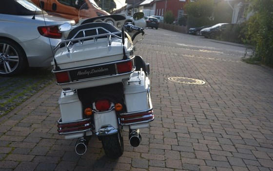 Gebrauchtmotorrad Harley-Davidson Electra Glide FLH - Bild 3