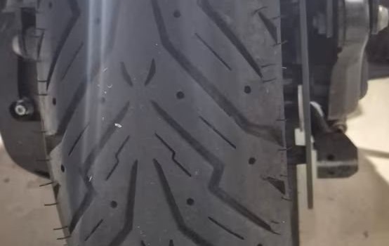 Gebrauchtmotorrad BMW C 400 X - Bild 2