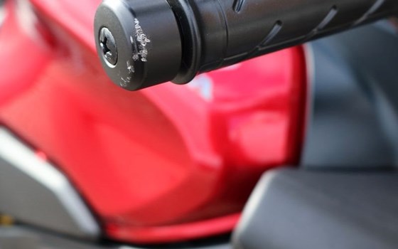 Gebrauchtmotorrad Honda CB650R E-Clutch - Bild 21