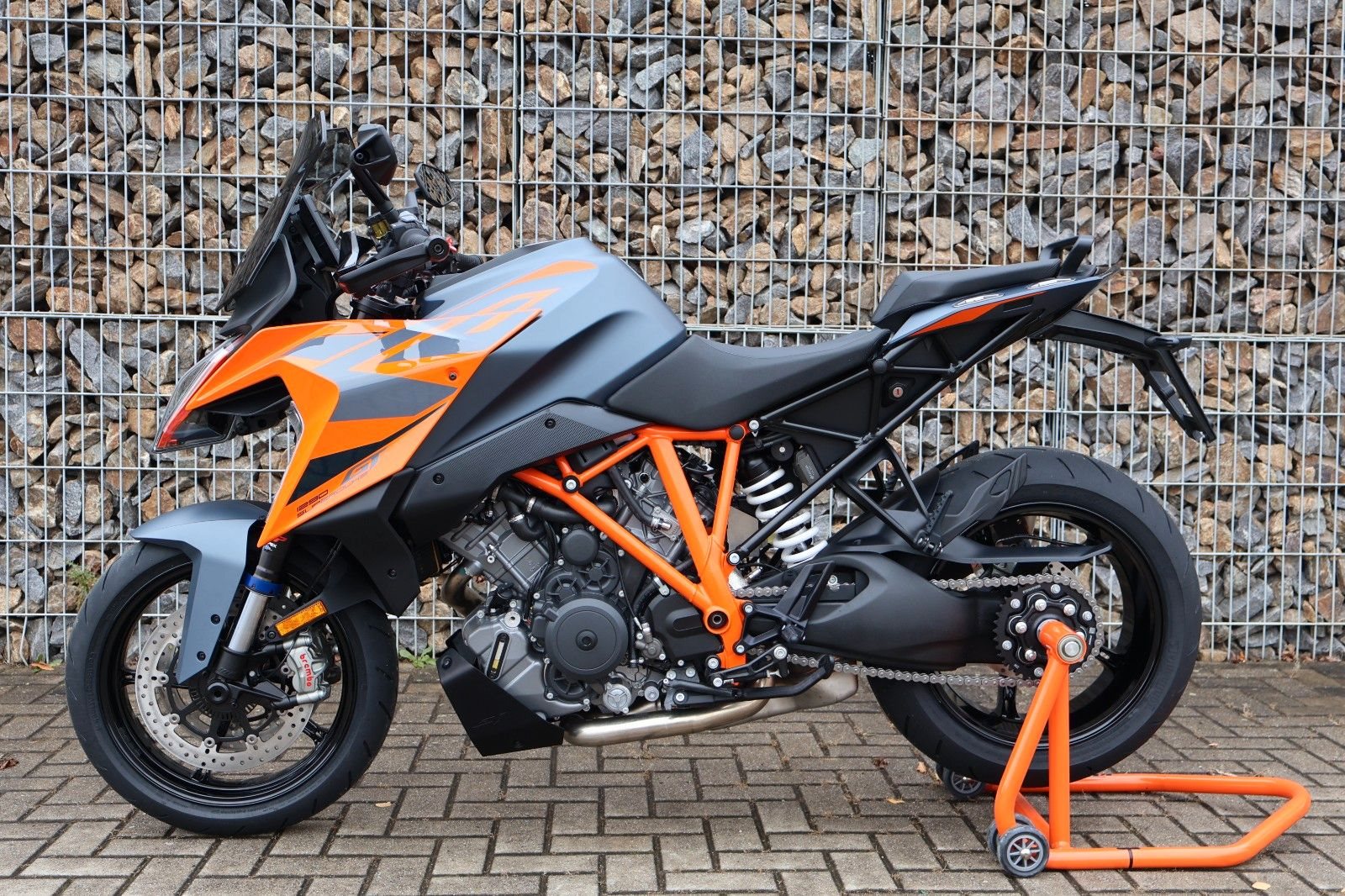 KTM 1290 Super Duke GT 