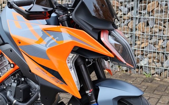 Neufahrzeug KTM 1290 Super Duke GT - Bild 14