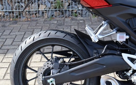 Neufahrzeug Honda CB125R - Bild 14