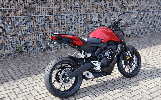 Gebrauchtmotorrad Honda CB125R - Bild 15