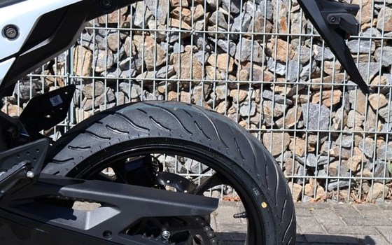 Neufahrzeug KTM 125 SMC R - Bild 4