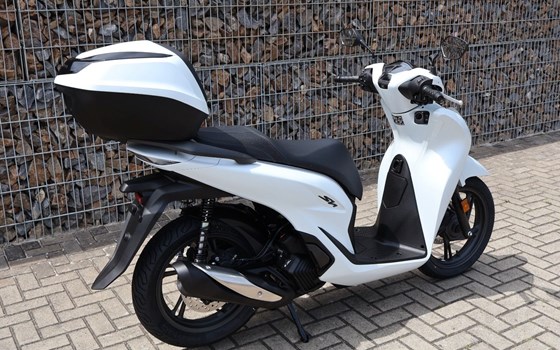 Gebrauchtmotorrad Honda SH125i - Bild 16